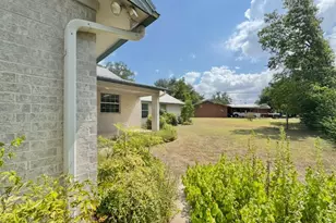 608 Mogonye Ln, Elgin, TX 78621 - Photo 35