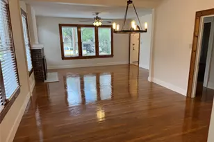 2842 Shoal Crest Ave, Austin, TX 78705 - Photo 11