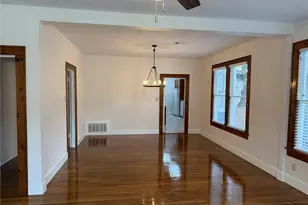 2842 Shoal Crest Ave, Austin, TX 78705 - Photo 9