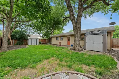 801 E 3rd Street, Georgetown, TX 78626 - Photo 25