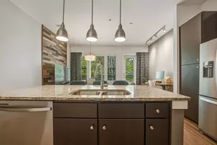 1900 Barton Springs Rd, Austin, TX 78704 - Photo 7