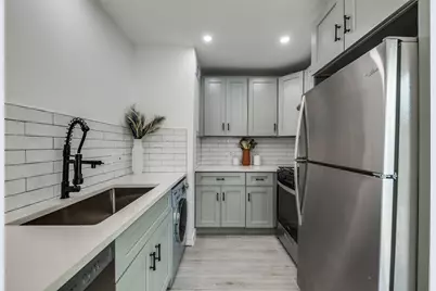 1200 E 52nd Street #204, Austin, TX 78723 - Photo 7