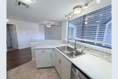 2500 Burleson Road #713, Austin, TX 78741 - Photo 3