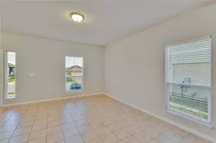 2008 Langdale Ln, Austin, TX 78754 - Photo 3
