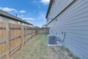 2008 Langdale Ln, Austin, TX 78754 - Photo 33