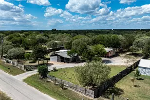 310 Union Hill Rd, Luling, TX 78648 - Photo 19