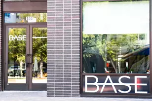 49 Navasota St, Austin, TX 78702 - Photo 29