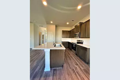 15110 Forum Avenue, Pflugerville, TX 78660 - Photo 9