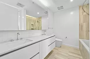 313 W 17th St, Austin, TX 78701 - Photo 15