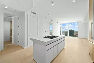 313 W 17th St, Austin, TX 78701 - Photo 3