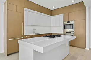 313 W 17th St, Austin, TX 78701 - Photo 5