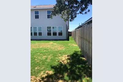 125 Magdalene Way, Liberty Hill, TX 78642 - Photo 25