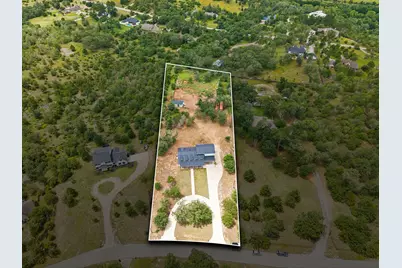 143 W Tanglebriar Court, Bastrop, TX 78602 - Photo 35