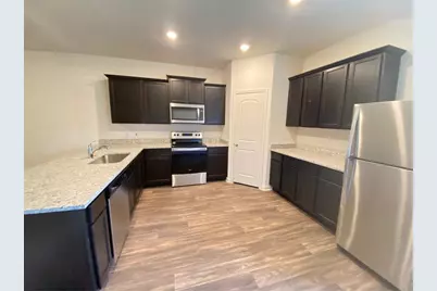 325 Crescent Park Drive, Jarrell, TX 76537 - Photo 5
