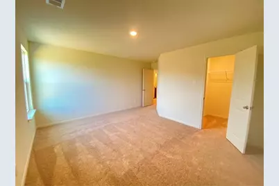 325 Crescent Park Drive, Jarrell, TX 76537 - Photo 9