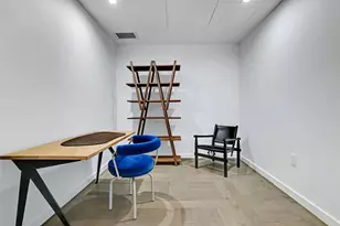313 W 17th St, Austin, TX 78701 - Photo 7