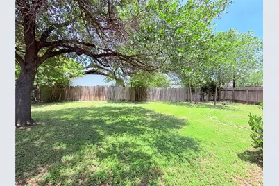 8701 Parkfield Drive, Austin, TX 78758 - Photo 31