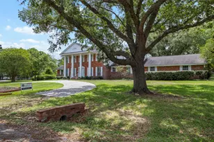 301 Cedar Cir, Brenham, TX 77833 - Photo 3