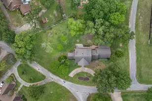 301 Cedar Cir, Brenham, TX 77833 - Photo 33