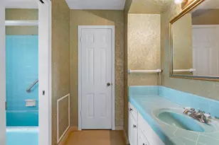 301 Cedar Cir, Brenham, TX 77833 - Photo 27