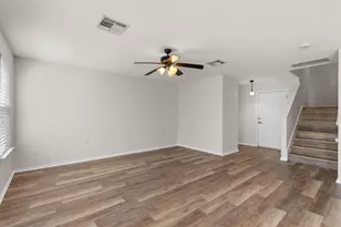 5825 Silver Screen Dr, Austin, TX 78747 - Photo 5