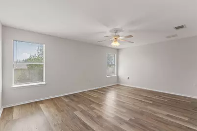 5825 Silver Screen Drive, Austin, TX 78747 - Photo 13