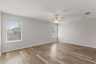 5825 Silver Screen Dr, Austin, TX 78747 - Photo 13