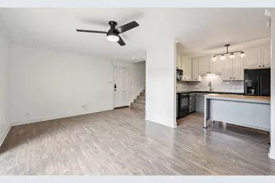 2500 Steck Avenue #32, Austin, TX 78757 - Photo 7
