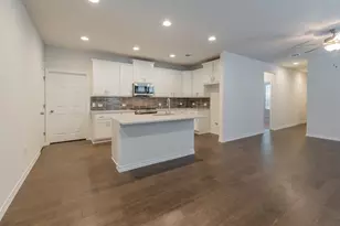 5302 Mulberry Grove Ln, Austin, TX 78723 - Photo 11