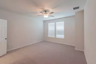 5302 Mulberry Grove Ln, Austin, TX 78723 - Photo 17