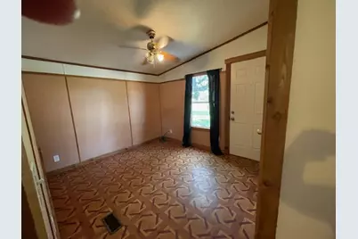 810 N Avenue R, Johnson City, TX 78636 - Photo 9