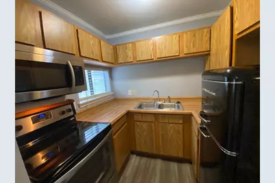 6211 Chesterfield Avenue #B, Austin, TX 78752 - Photo 7