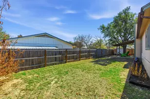 13101 Dauphine St, Austin, TX 78727 - Photo 25