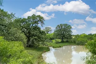 2612 Roosevelt Dr, Kingsbury, TX 78638 - Photo 1