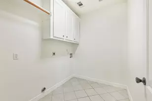 13118 Lazy Ln, Willis, TX 77318 - Photo 15