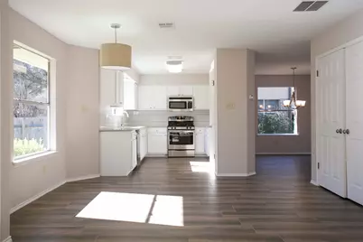 7901 Taranto Drive, Austin, TX 78729 - Photo 11