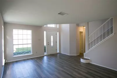 7901 Taranto Drive, Austin, TX 78729 - Photo 5