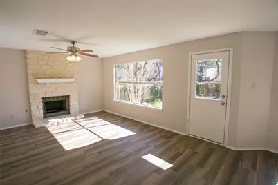 7901 Taranto Drive, Austin, TX 78729 - Photo 9
