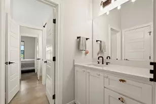 111 Green Grass Ln, Bastrop, TX 78602 - Photo 23