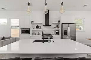 6205 Caddie St, Austin, TX 78741 - Photo 9