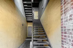 806 W 24th St, Austin, TX 78705 - Photo 29