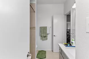 806 W 24th St, Austin, TX 78705 - Photo 23