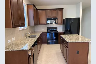 200 Kildeer Pass, Jarrell, TX 76537 - Photo 9