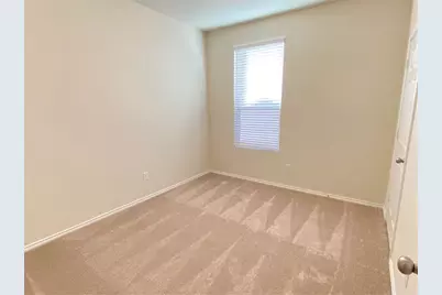 200 Kildeer Pass, Jarrell, TX 76537 - Photo 21