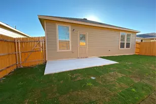 200 Kildeer Pass, Jarrell, TX 76537 - Photo 27