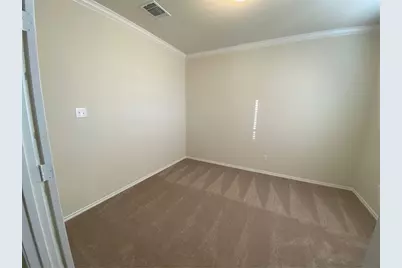 200 Kildeer Pass, Jarrell, TX 76537 - Photo 5