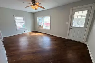 107 Franklin St, Taylor, TX 76574 - Photo 9