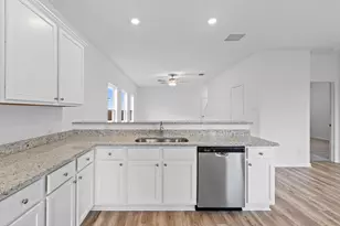 14700 Wahlbergs Wy, Elgin, TX 78621 - Photo 5