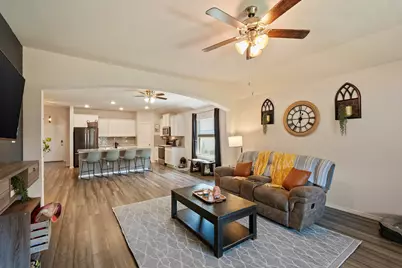 112 Pivot Drive, Taylor, TX 76574 - Photo 5