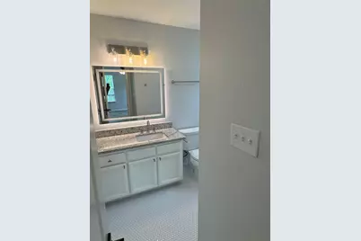 1604 W. 40th Street #b, Austin, TX 78756 - Photo 19